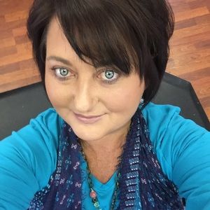 Meet your Posher, Tonya